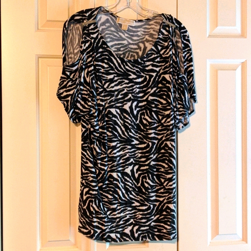 Michael kors size large zebra cold shoulder top